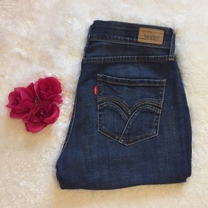 Levi’s 525 Perfect Waist Mid Length Shorts